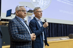Od lewej:  prof. PRz A. Marciniec, prof. PRz M. Motyka,