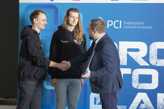 Uczestnicy wydarzenia,